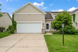 709 Blackstone Ct, Kouts, IN 46347 - Photo 1
