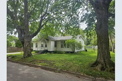 206 E 16th Street, La Porte, IN 46350 - Photo 1