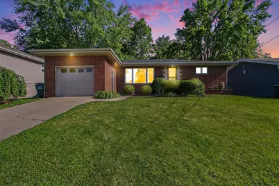1305 Wood Street, Valparaiso, IN 46383 - Photo 1