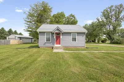 8951 E Chicago Road, New Carlisle, IN 46552 - Photo 1