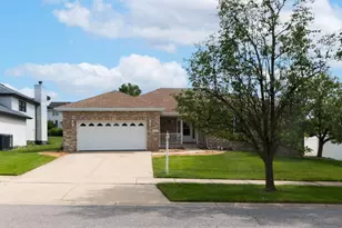 54 Beiriger Dr, Dyer, IN 46311 - Photo 1