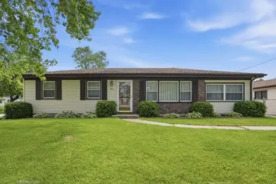 340 Midway Drive, Valparaiso, IN 46385 - Photo 1