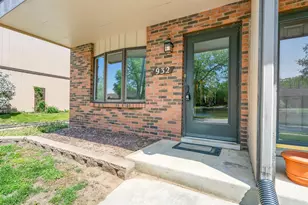 932 Jordan Cir, Schererville, IN 46375 - Photo 1