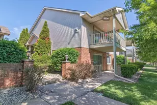 9806 Parkway Dr, Highland, IN 46322 - Photo 1