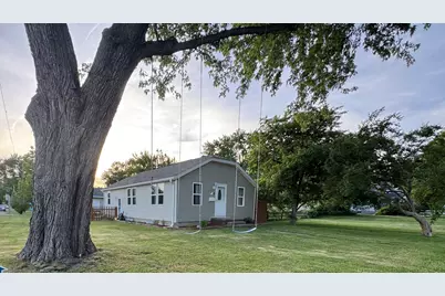 220 S 7th Street, Chesterton, IN 46304 - Photo 1