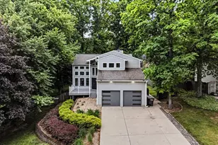 1104 Burlington Beach Rd, Valparaiso, IN 46383 - Photo 1