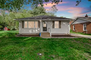 1113 Begonia St SE, Demotte, IN 46310 - Photo 1