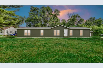 11983 N 330 E, Demotte, IN 46310 - Photo 1