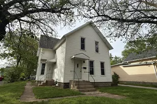 606 Main St, Michigan City, IN 46360 - Photo 1