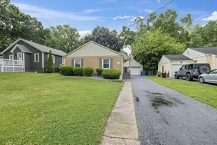 611 W North St, Crown Point, IN 46307 - Photo 1