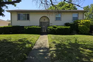 9508 Southwood Dr, Munster, IN 46321 - Photo 1