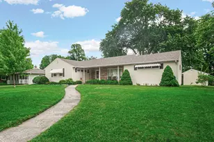 847 Garfield St, Hobart, IN 46342 - Photo 1