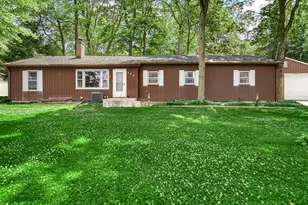 202 Sturdy Rd, Valparaiso, IN 46383 - Photo 1