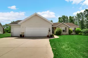 1730 Elderberry Cir, Demotte, IN 46310 - Photo 1