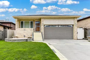 388 Campbell Ave, Calumet City, IL 60409 - Photo 1