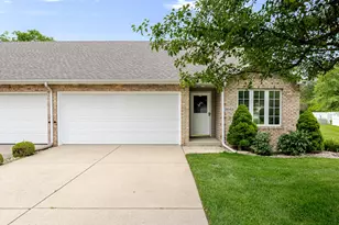 3643 Sandalwood Ct, Highland, IN 46322 - Photo 1