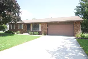 930 W Swartzell Dr, Rensselaer, IN 47978 - Photo 1