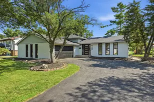 1109 Azalea Dr, Munster, IN 46321 - Photo 1