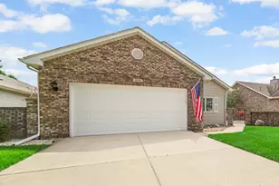 1659 Redbud Dr, Hobart, IN 46342 - Photo 1