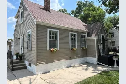 1213 Sycamore Street, Crown Point, IN 46307 - Photo 1