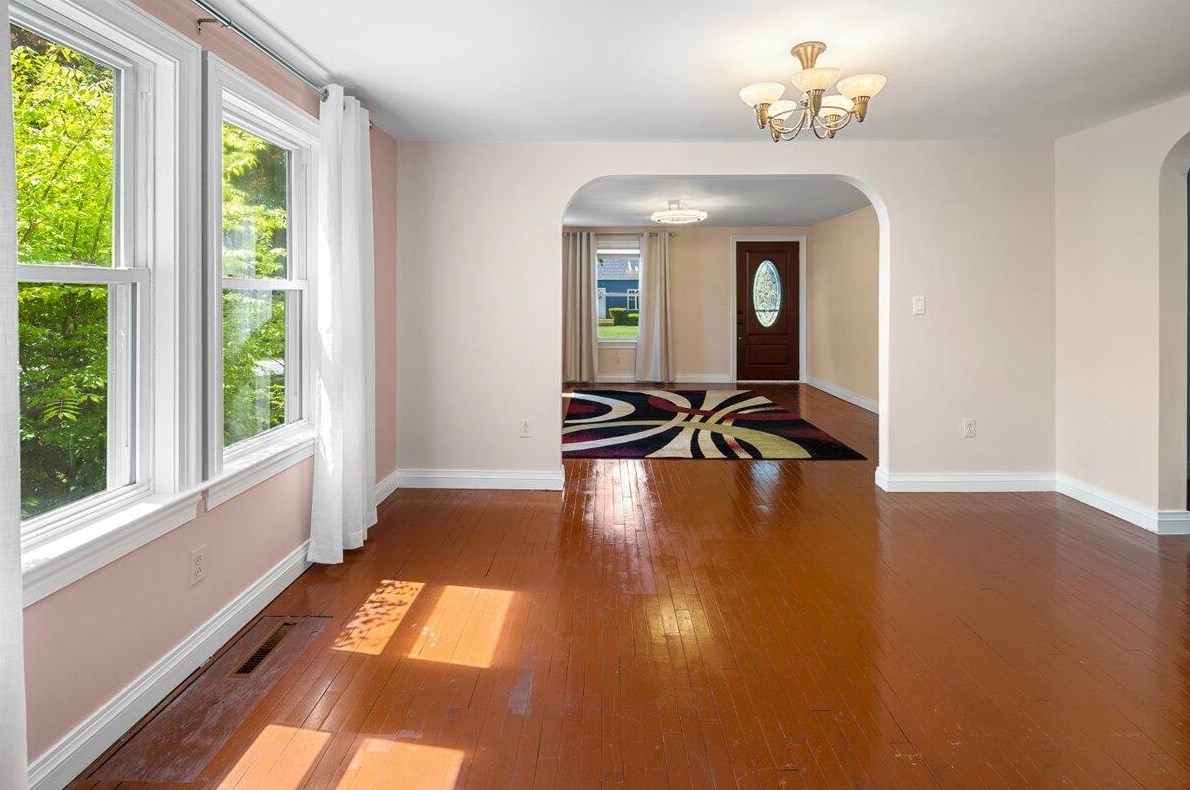 42 Loring Ave, Auburn, ME 04210 MLS 1560491 Coldwell Banker