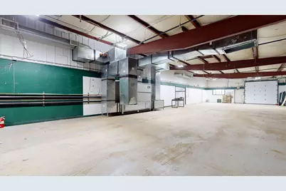 213 Washington Street S, Auburn, ME 04210 - Photo 16