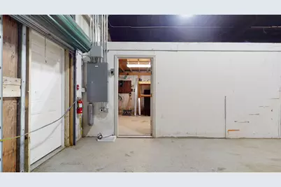 213 Washington Street S, Auburn, ME 04210 - Photo 12