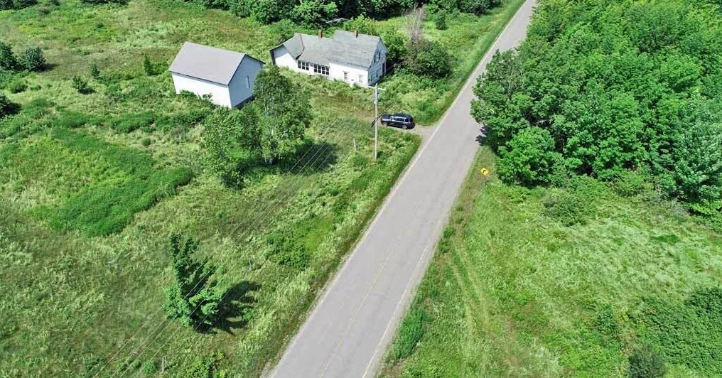 589 Springfield Rd, Weston, ME 04424