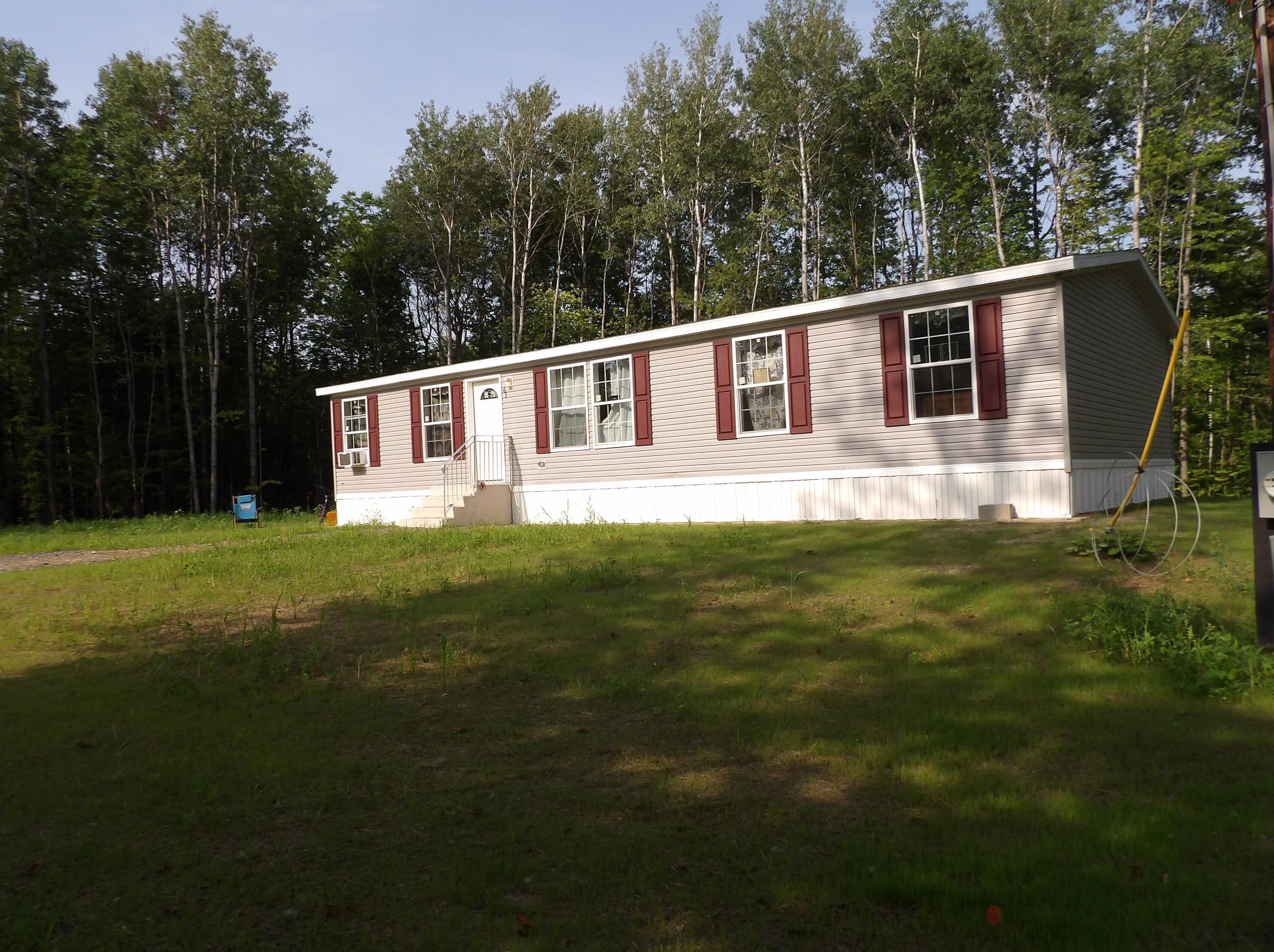 63 S Greenridge Heights, Rome, ME 04963