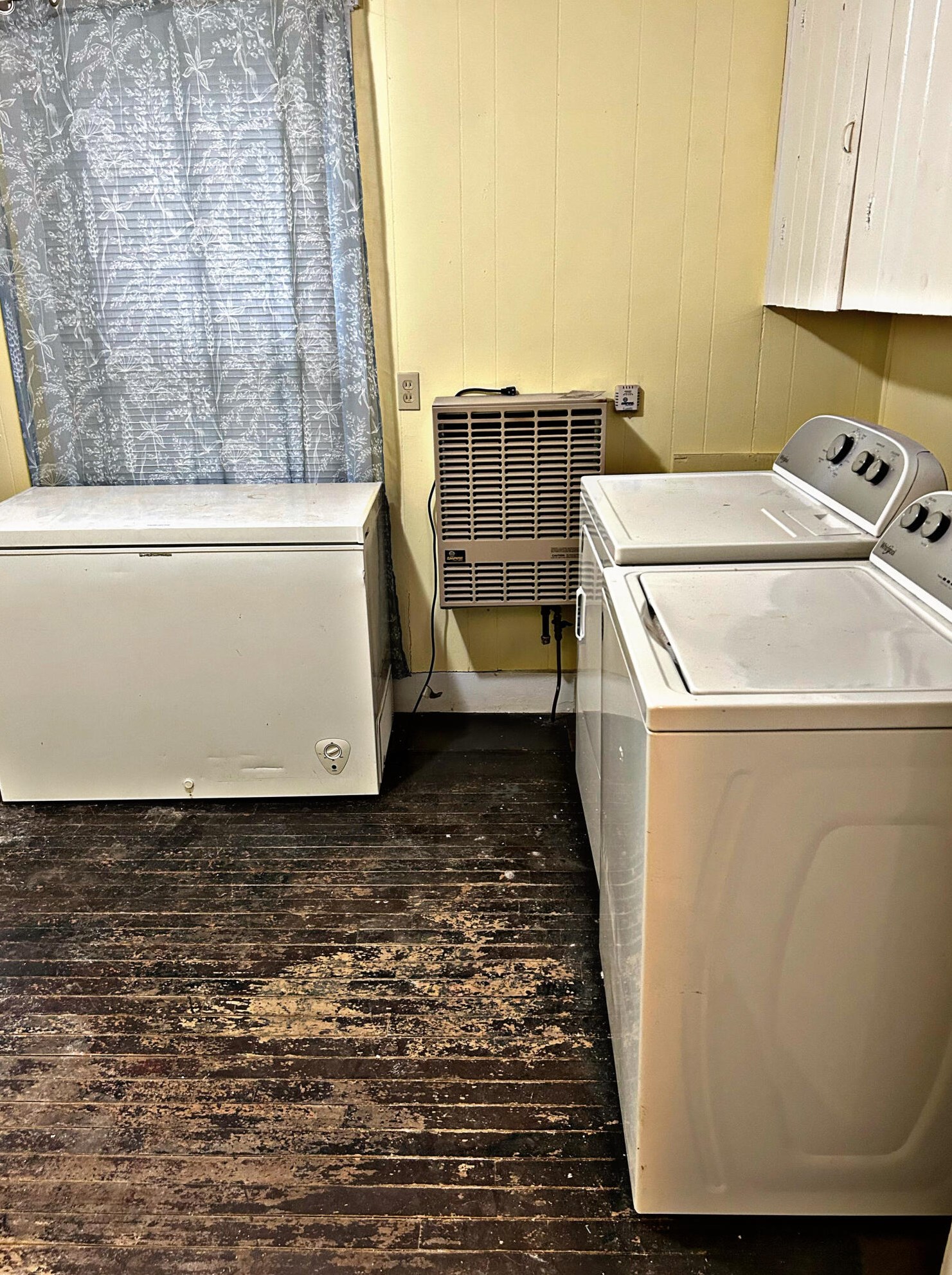 25 Pleasant St, Sebec ME  04426-1219 exterior