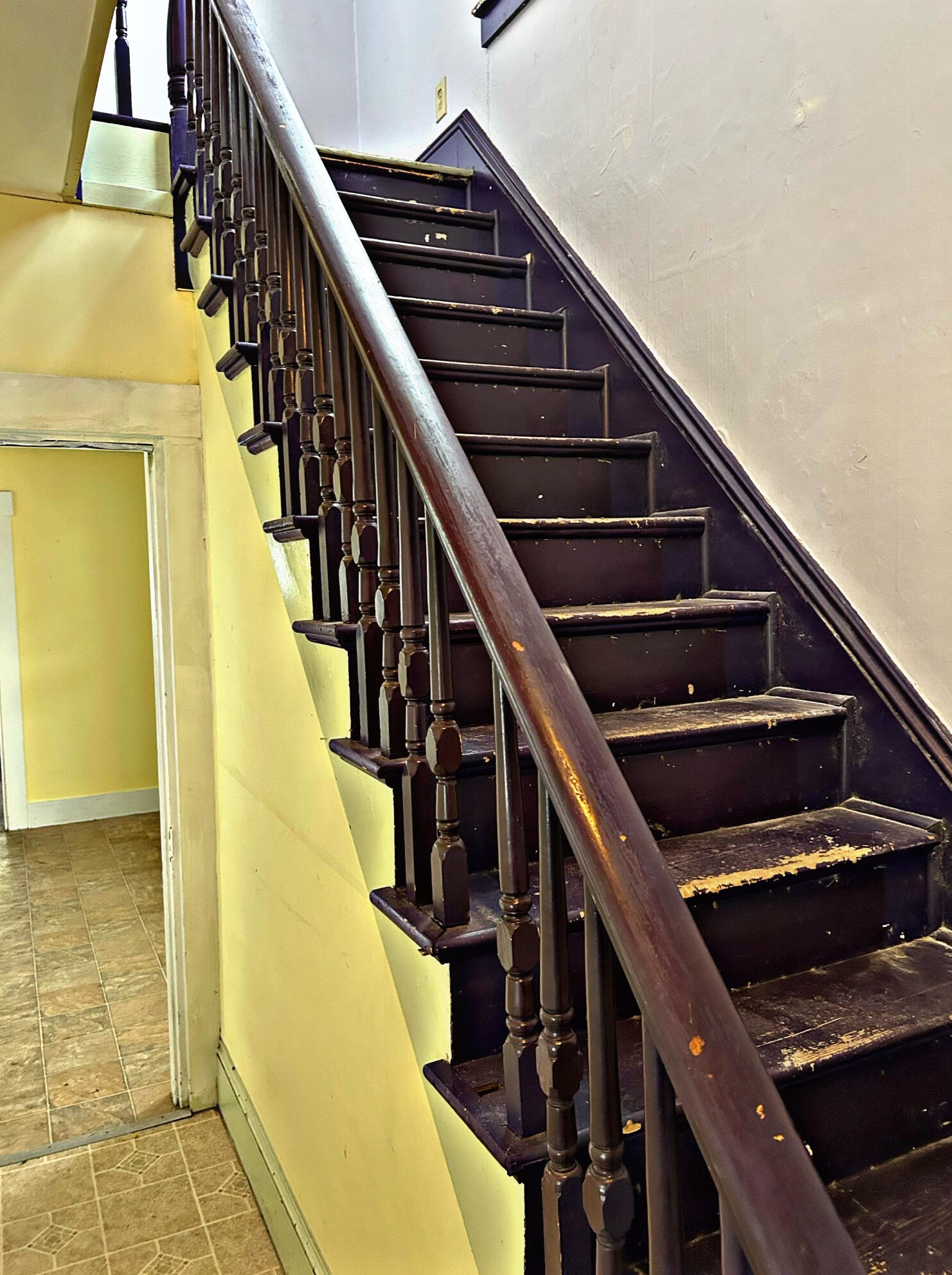 25 Pleasant St, Sebec ME  04426-1219 exterior