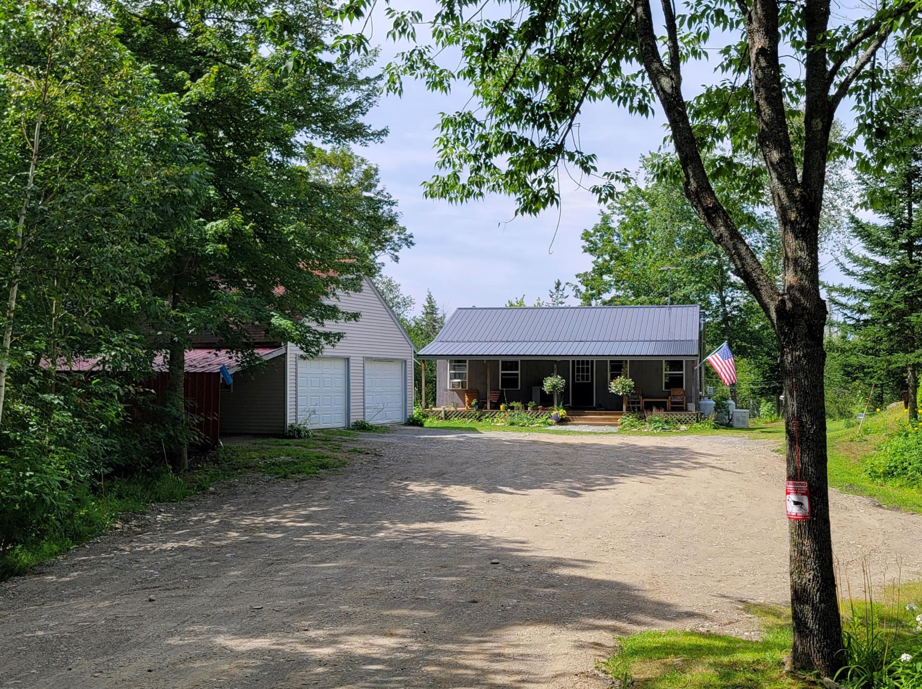 721 Thorndike Rd, Knox, ME 04986-3503