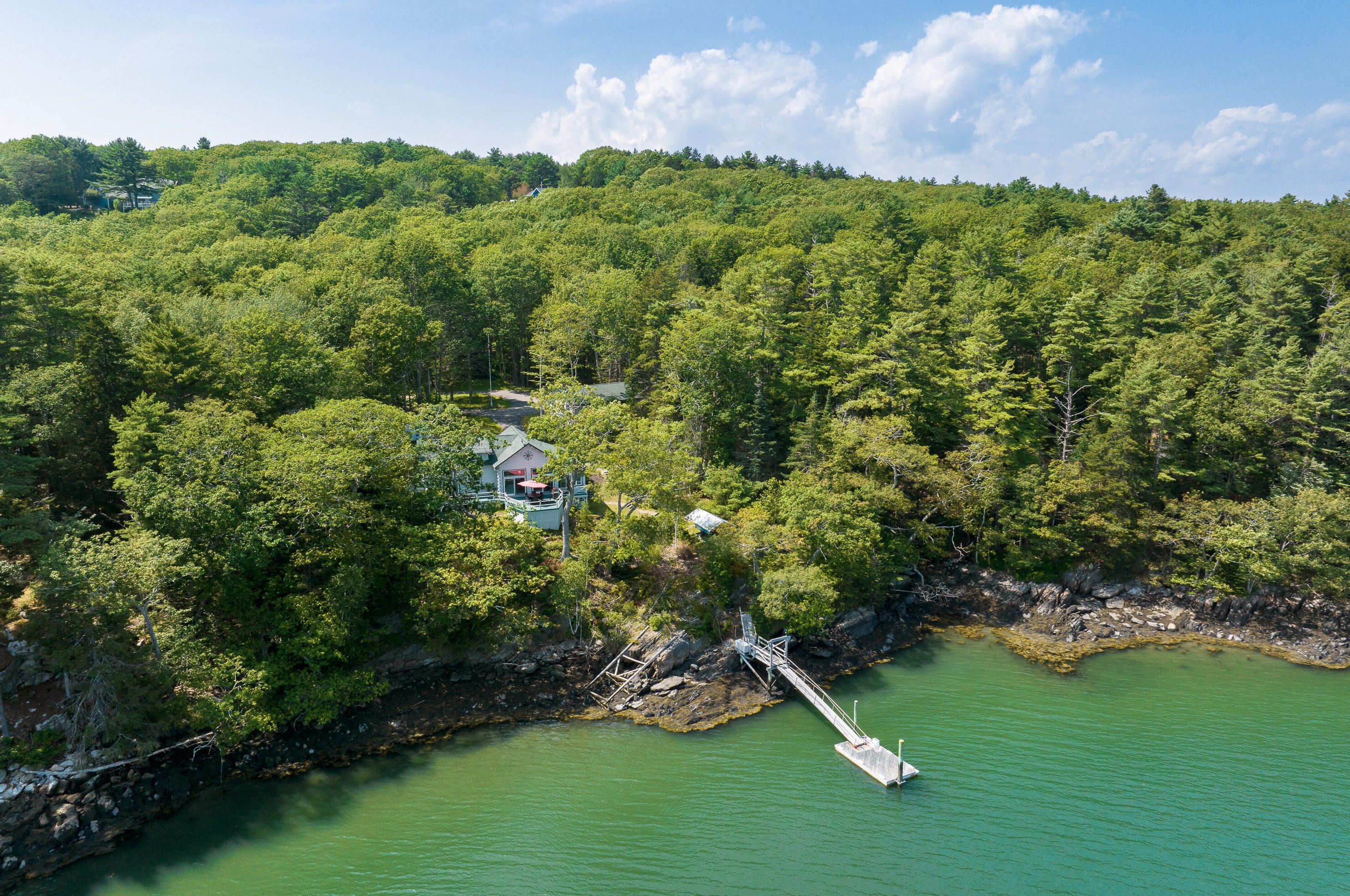 17 Sea Mist Dr, Boothbay, ME 04537-4900
