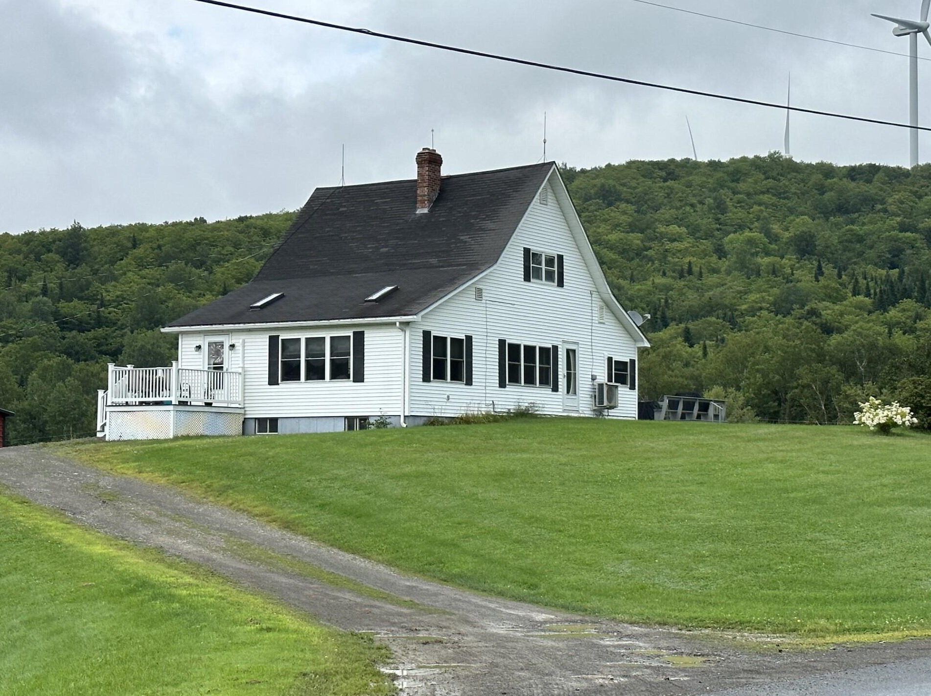 56 South Rd, Oakfield, ME 04763