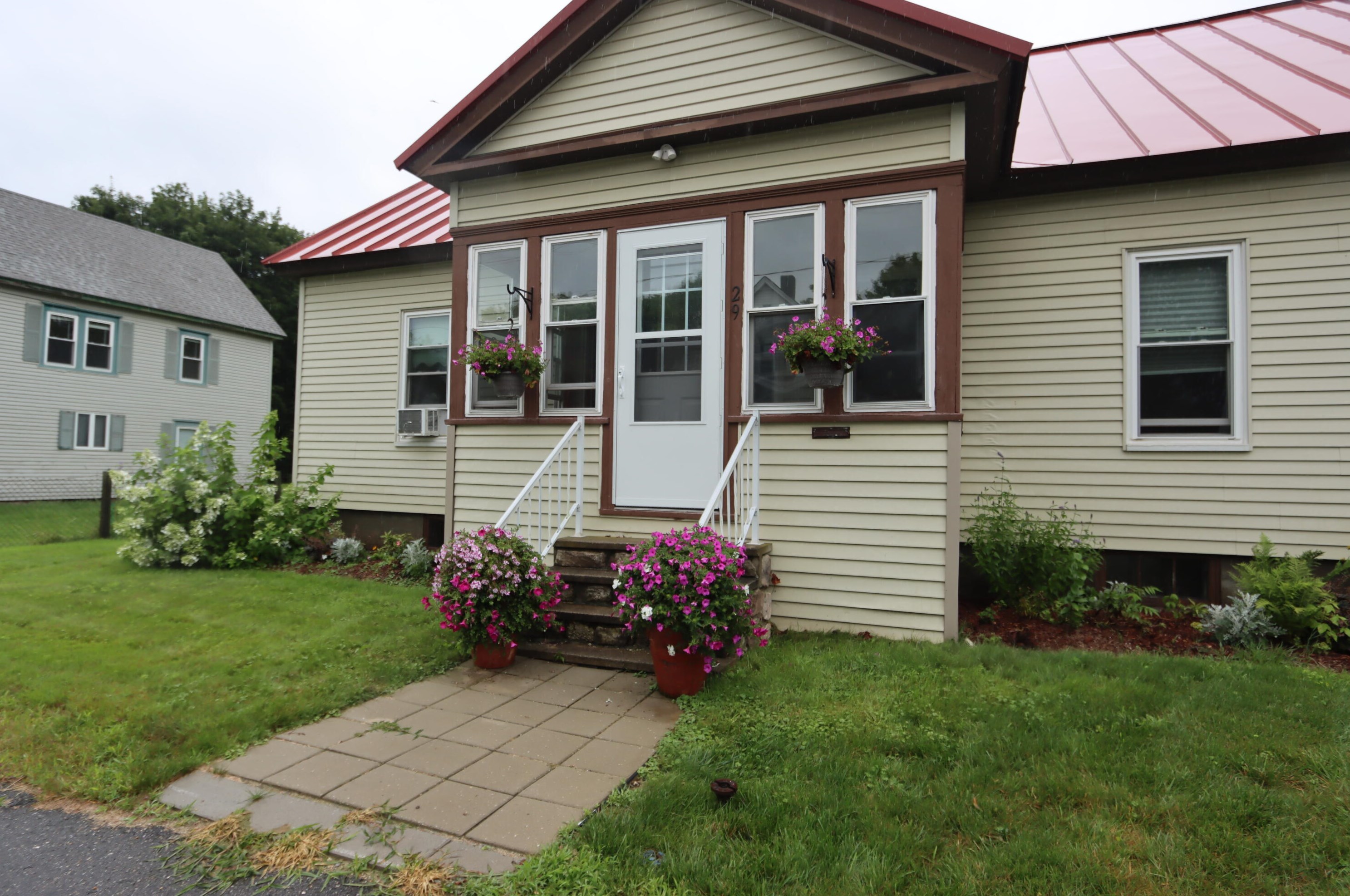 29 Mexico Ave, Mexico, ME 04257