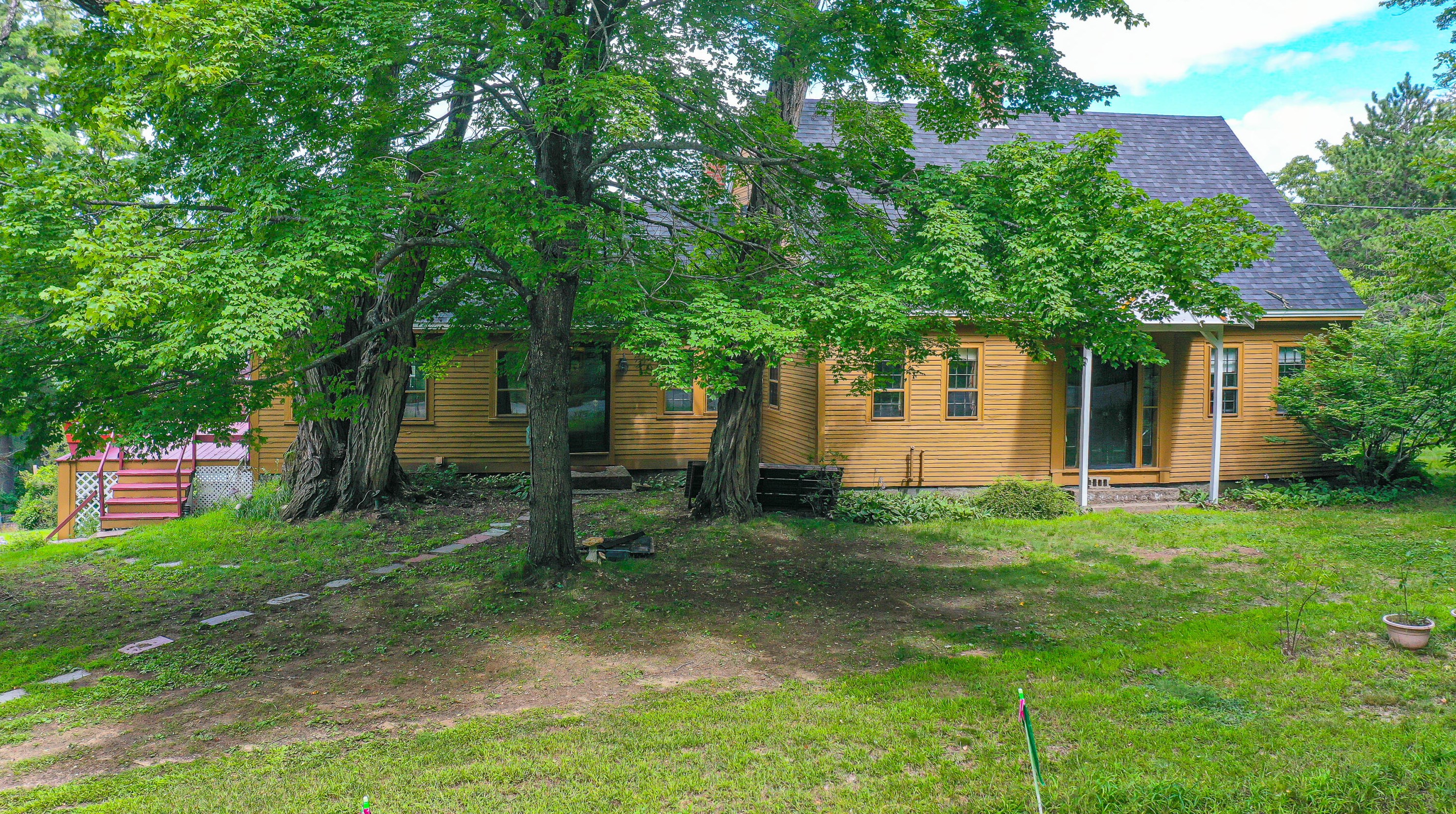 417 Lovell Rd, Sweden, ME 04040