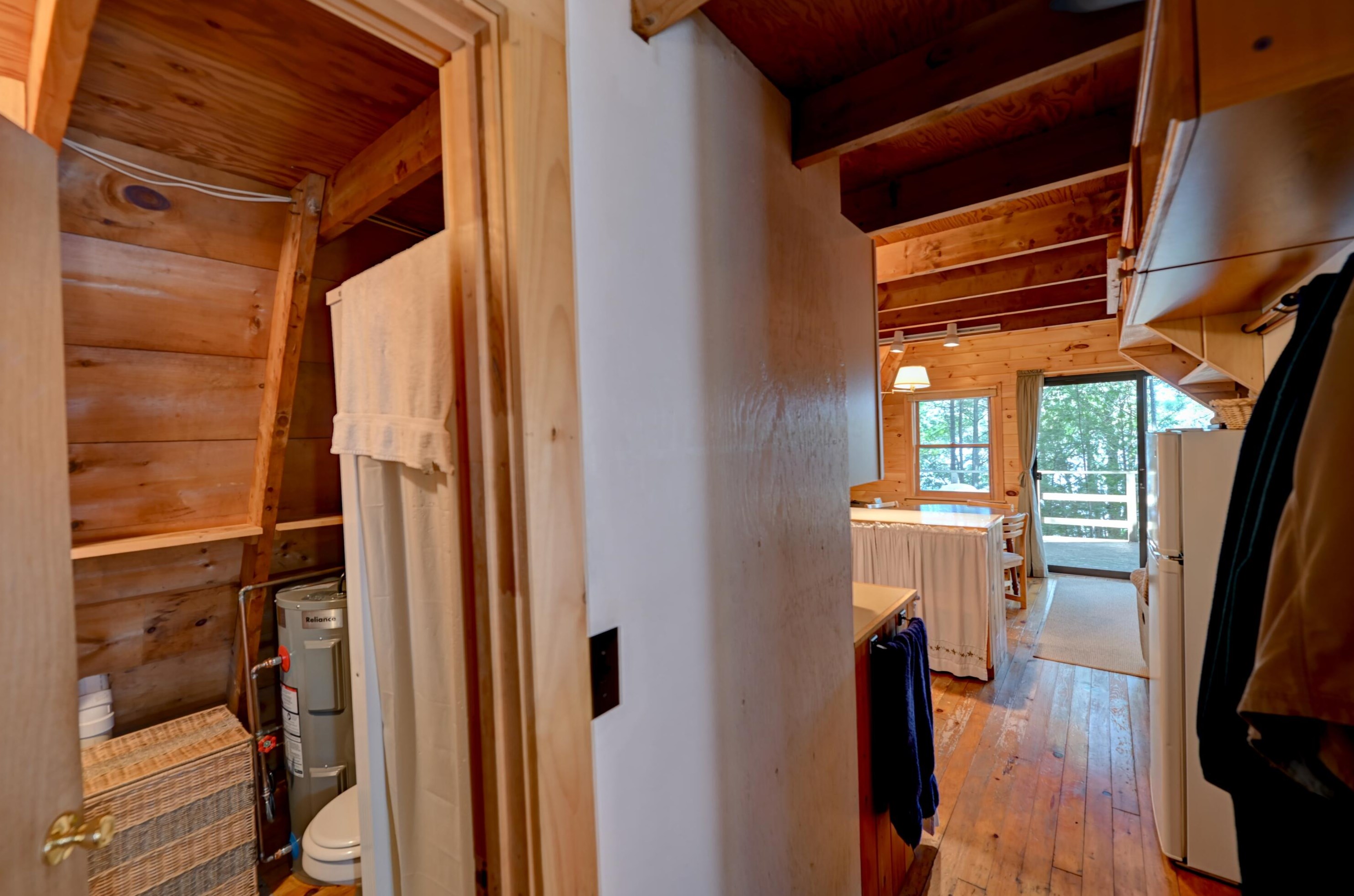 214 Mcgregor Rd, Lincoln, ME 04457-4458