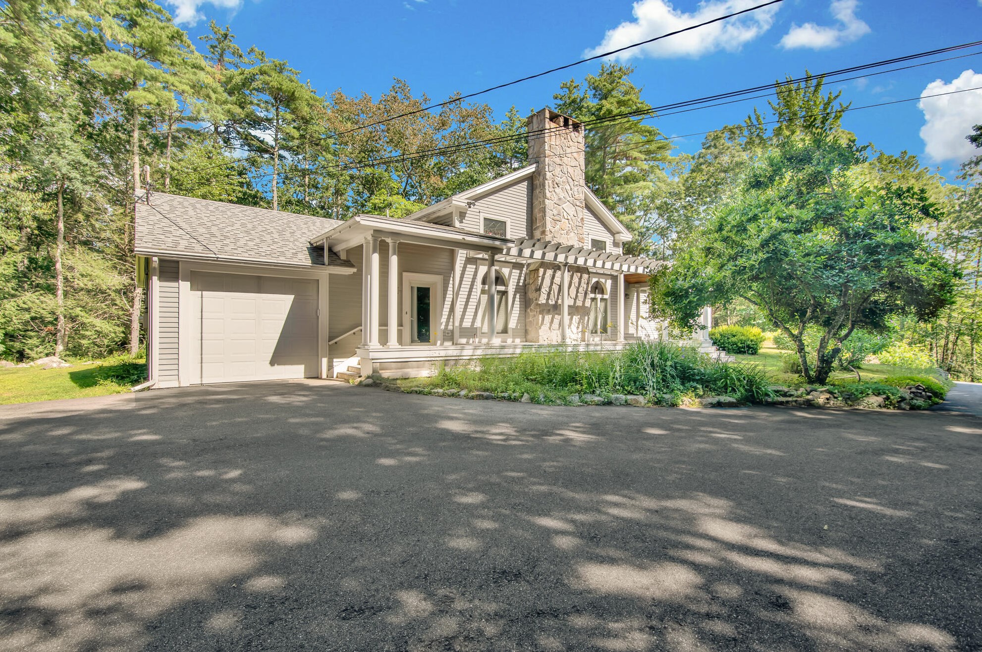 137 York Woods Rd, South Berwick, ME 03908 exterior