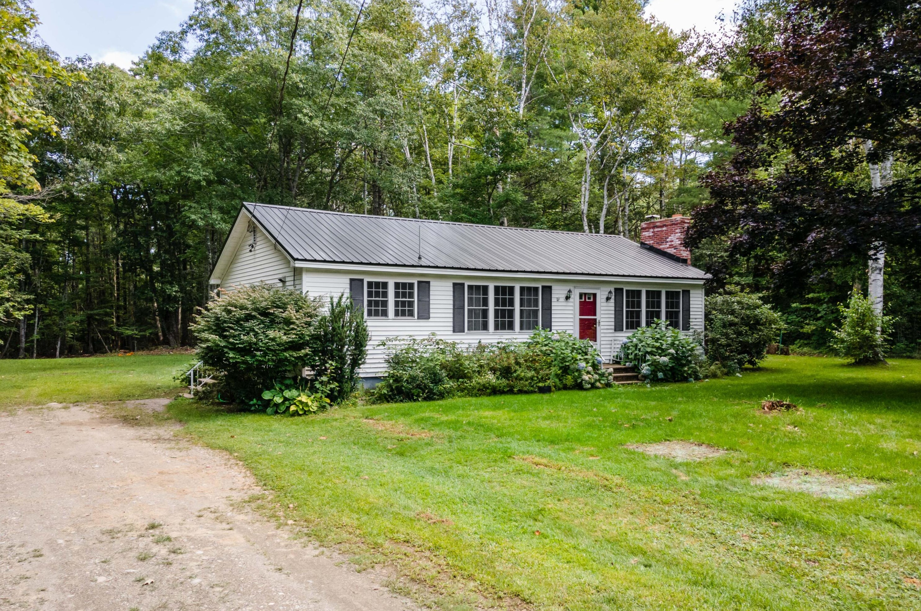 113 Merryman Rd, Glenburn, ME 04401 exterior