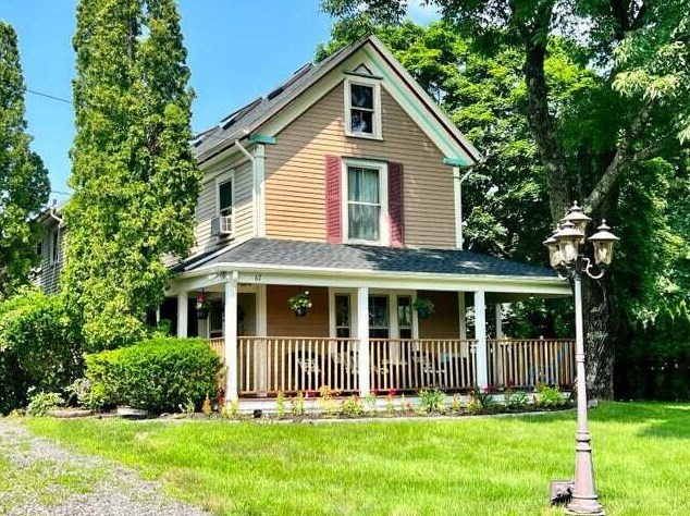 67 Main St, Ogunquit, ME 03907