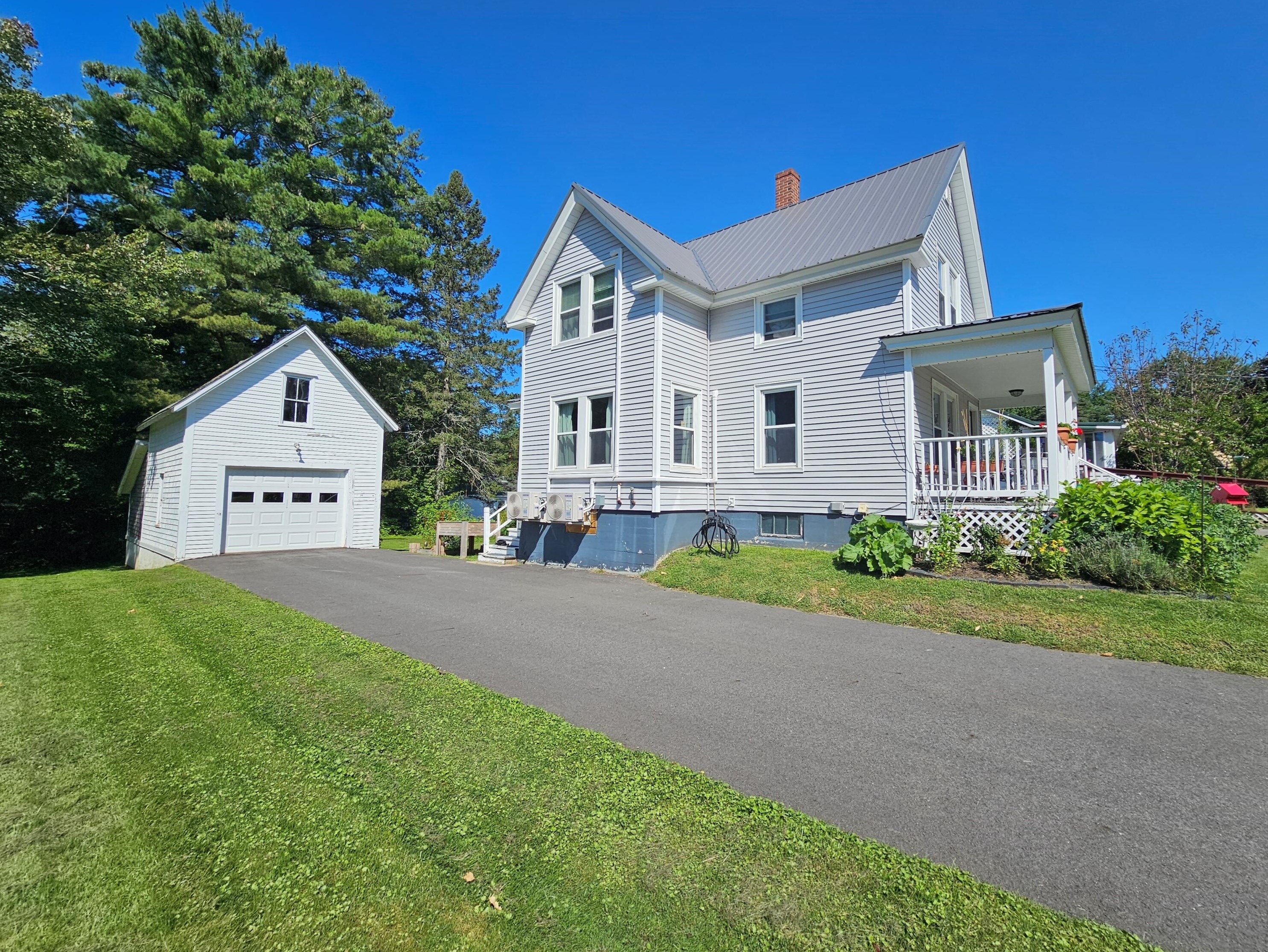 32 Central Ave, Waterville, ME 04901 exterior