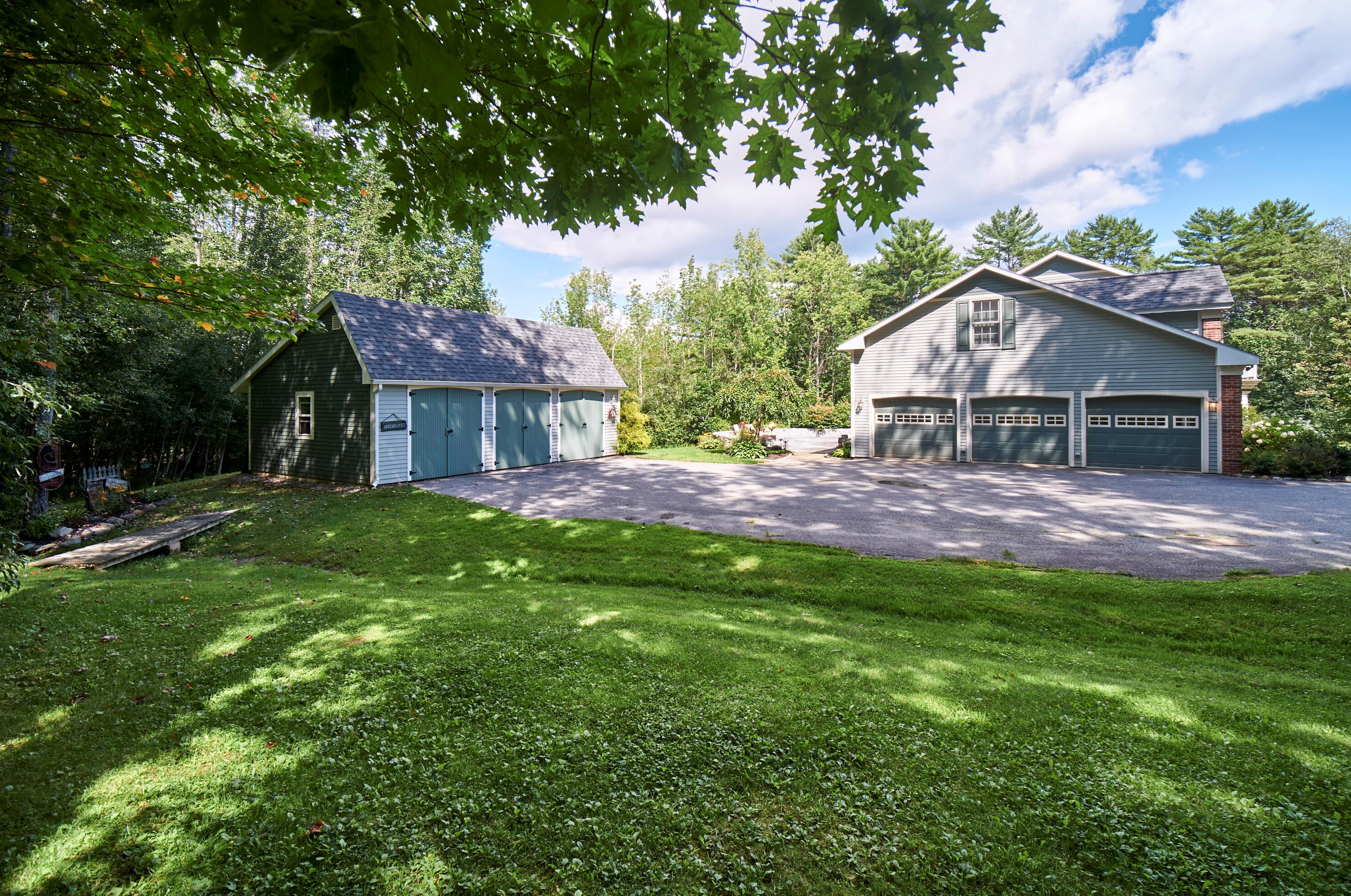 17 Ledgewood Dr, Rockport, ME 04856 exterior