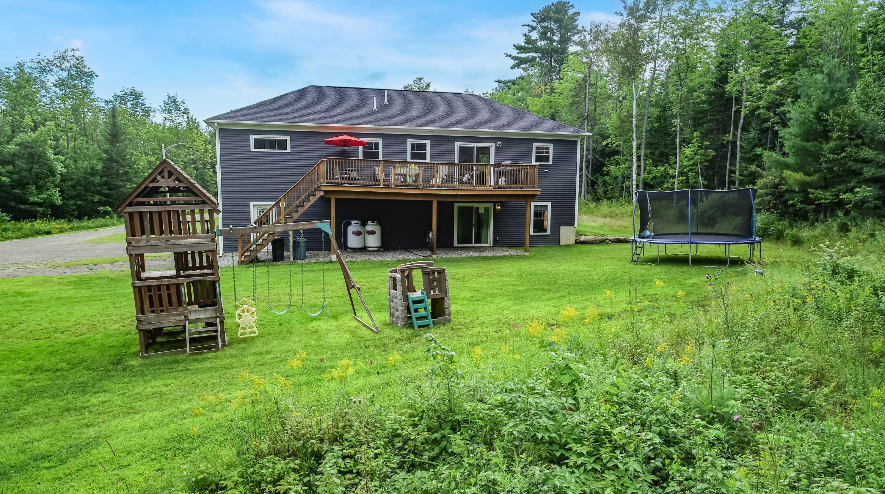 45 Doughty Blvd, Levant, ME 04456-4038