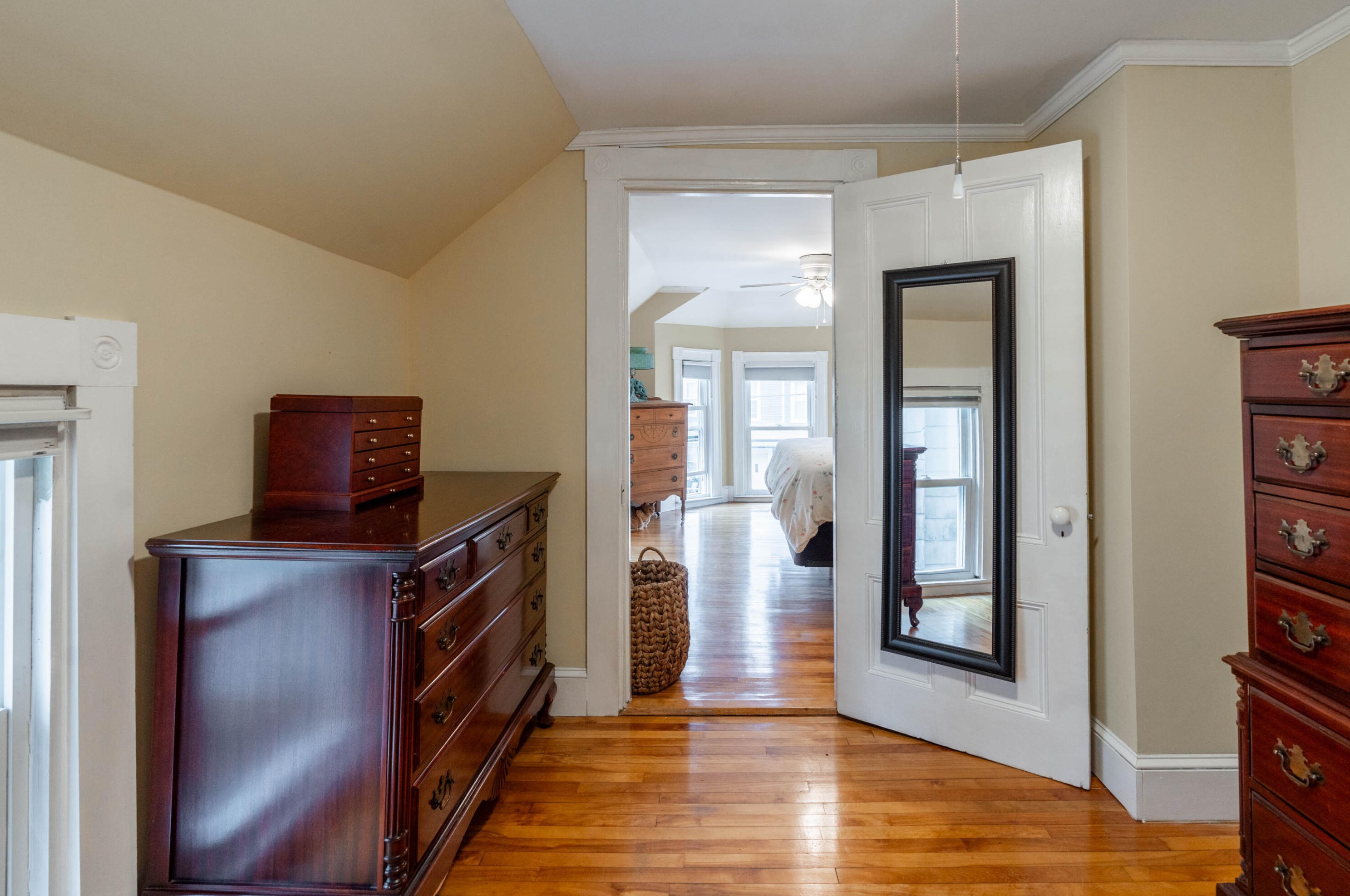 9 Alba St, Portland ME 04103-2503 exterior