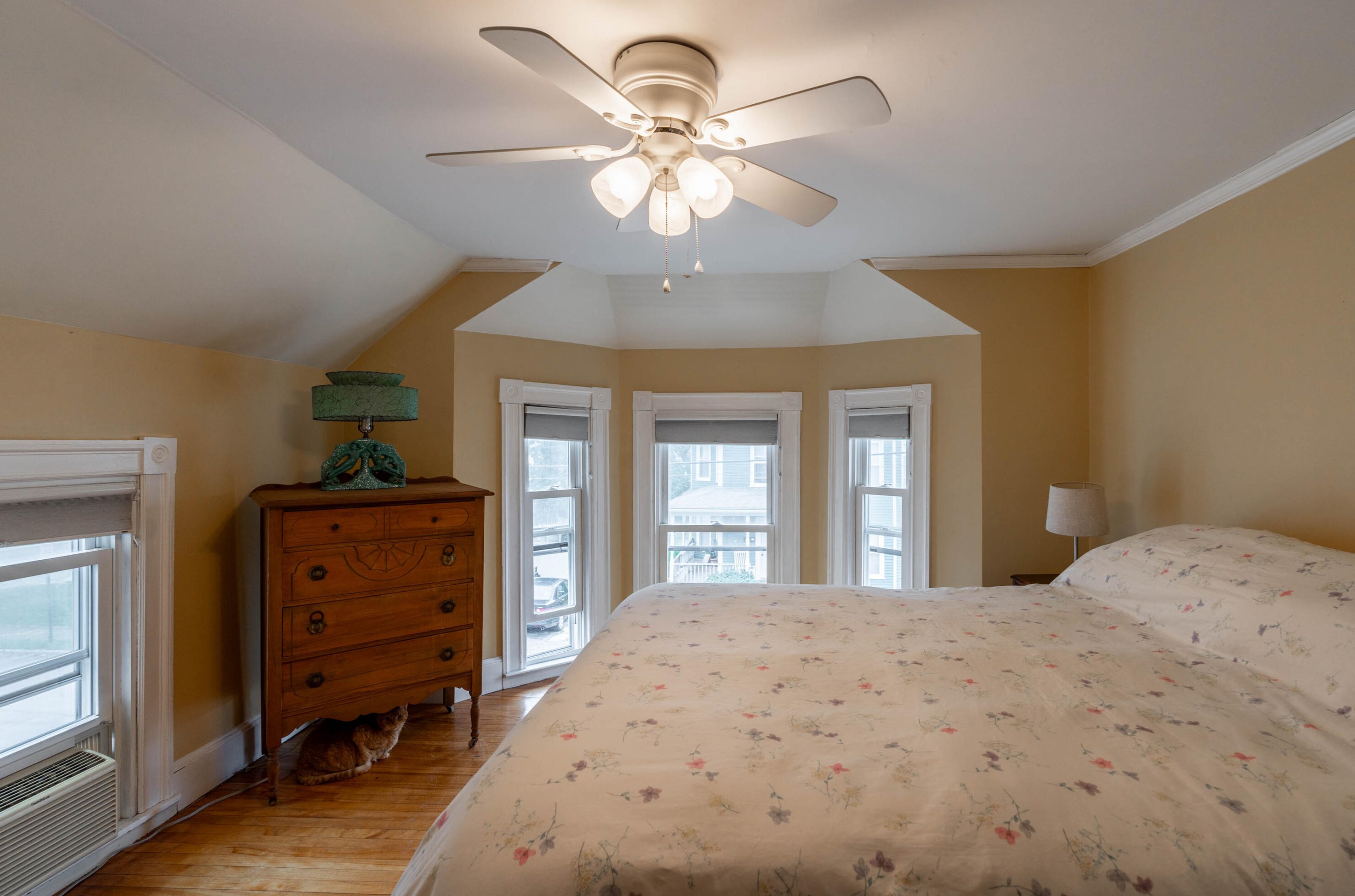 9 Alba St, Portland ME 04103-2503 exterior