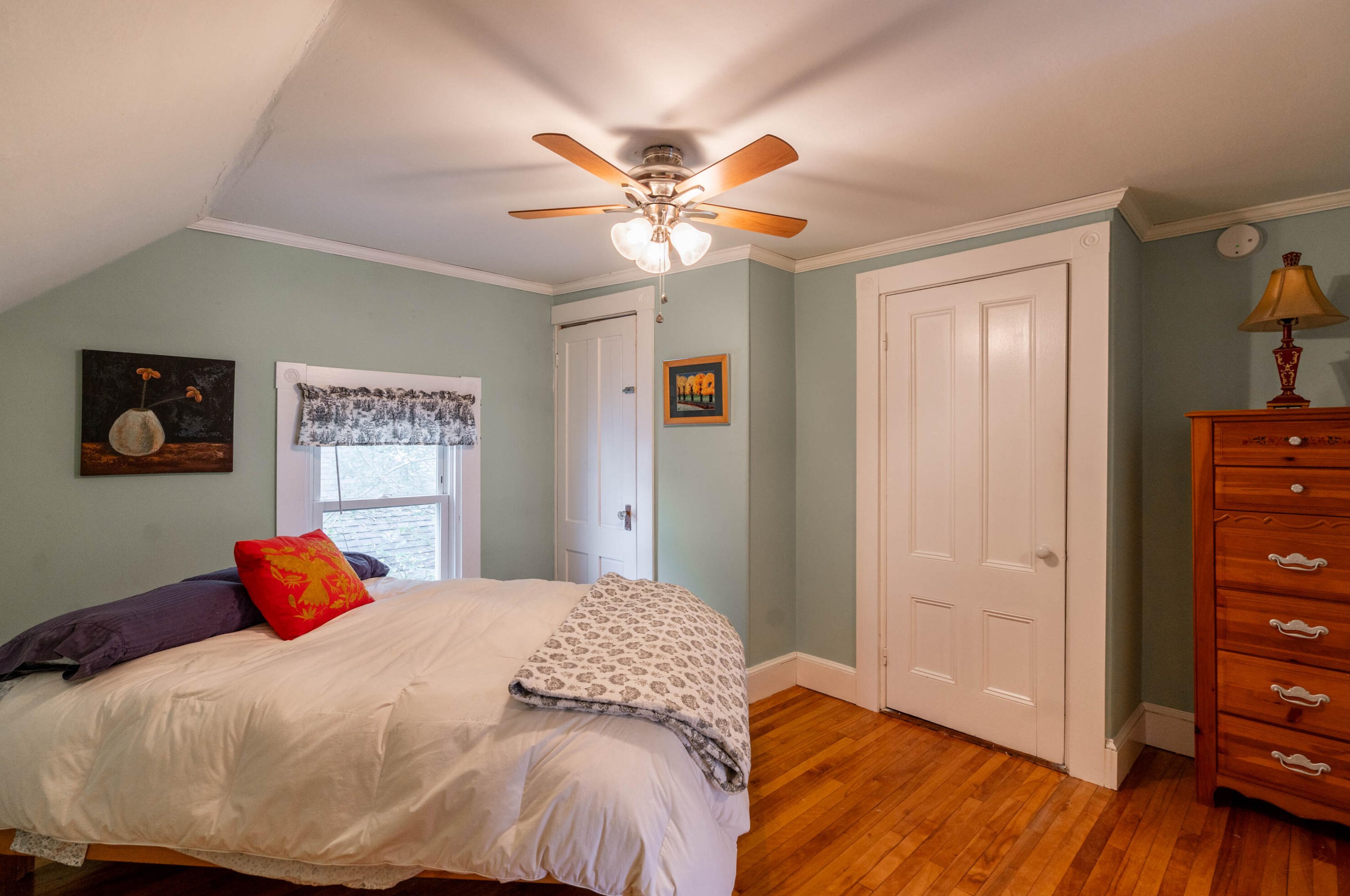 9 Alba St, Portland ME 04103-2503 exterior