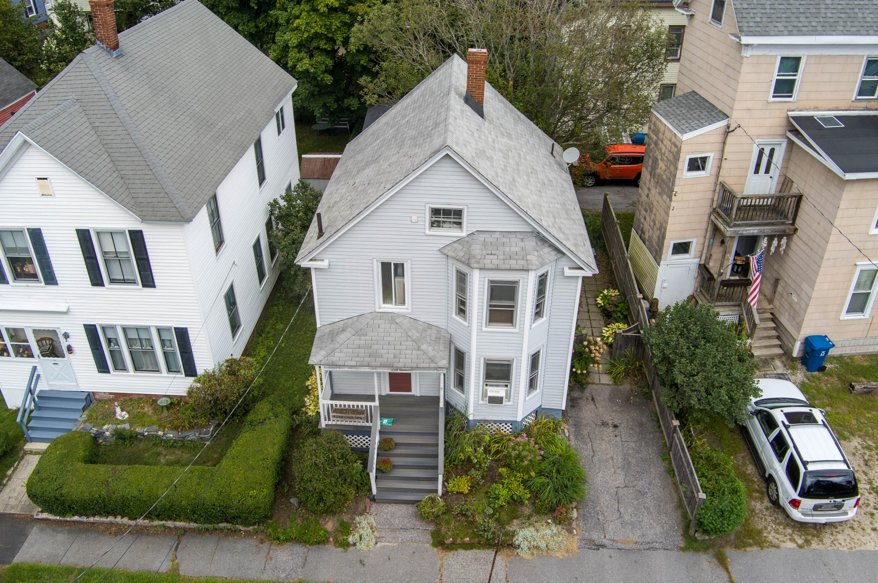 9 Alba St, Portland ME 04103-2503 exterior