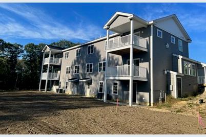 34 Regency Circle, Unit 1, Kittery, ME 03904