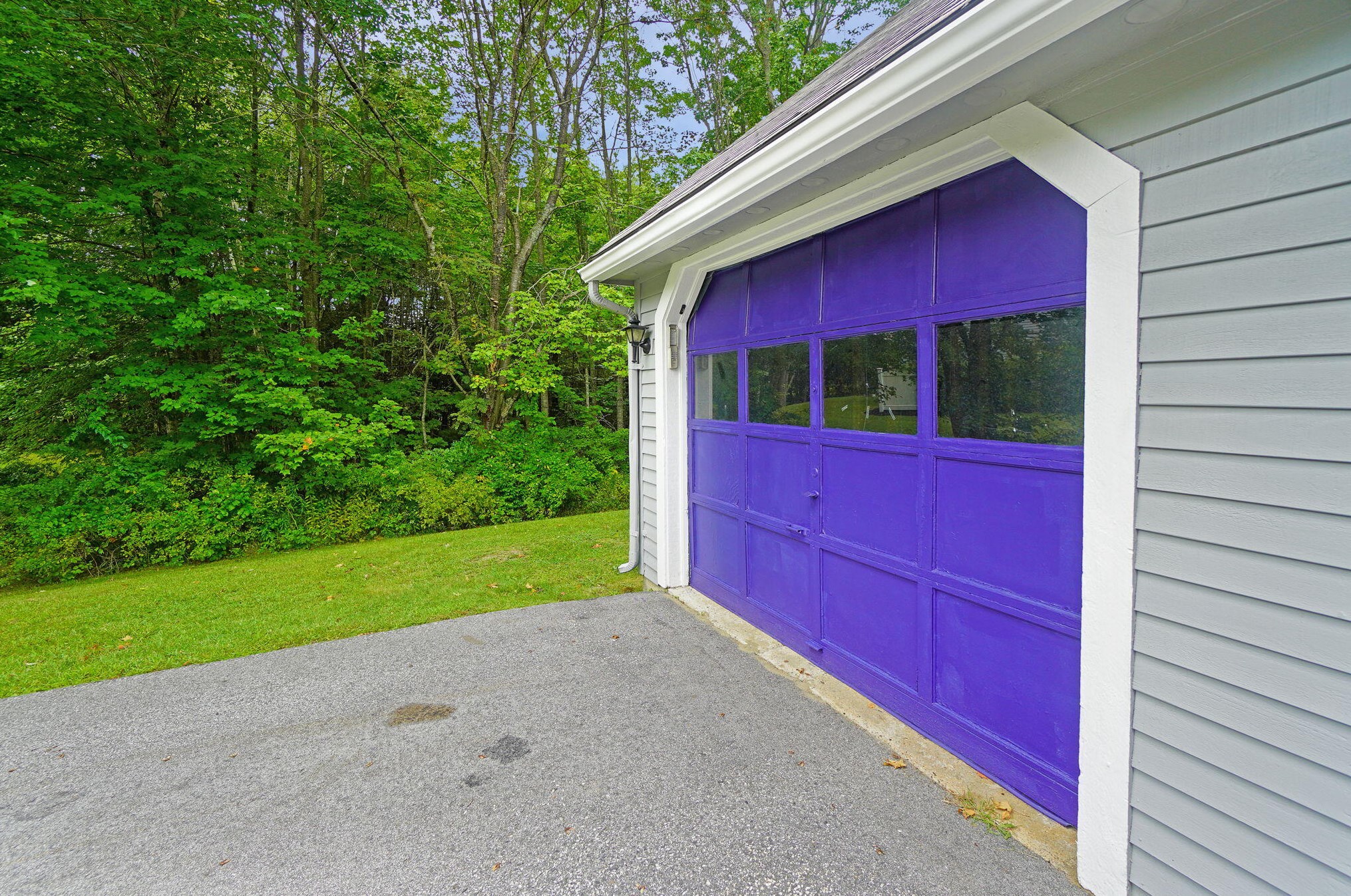 4 Ashbourne Ct, South-Portland, ME 04106 exterior