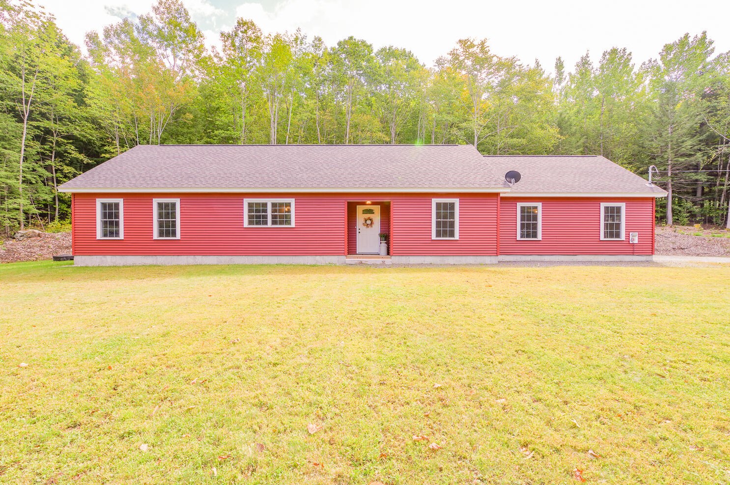 78 Manchester Woods Rd, Manchester, ME 04351